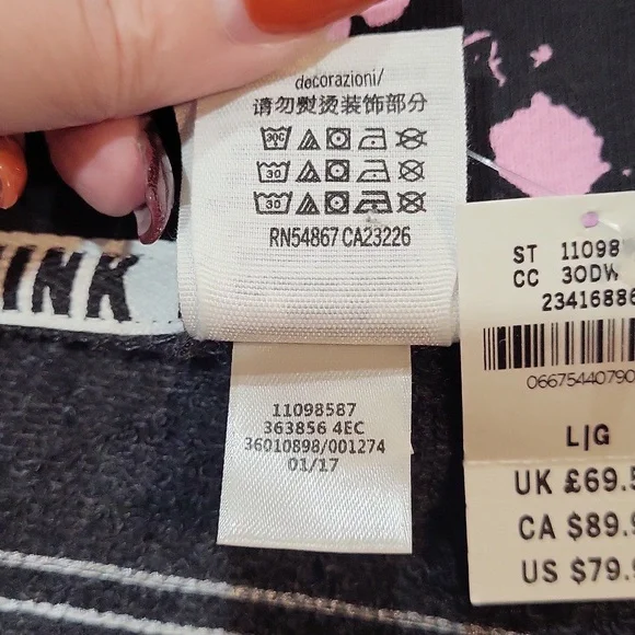 Victoria's Secret PINK Sweatshirt - Picture 11 of 14